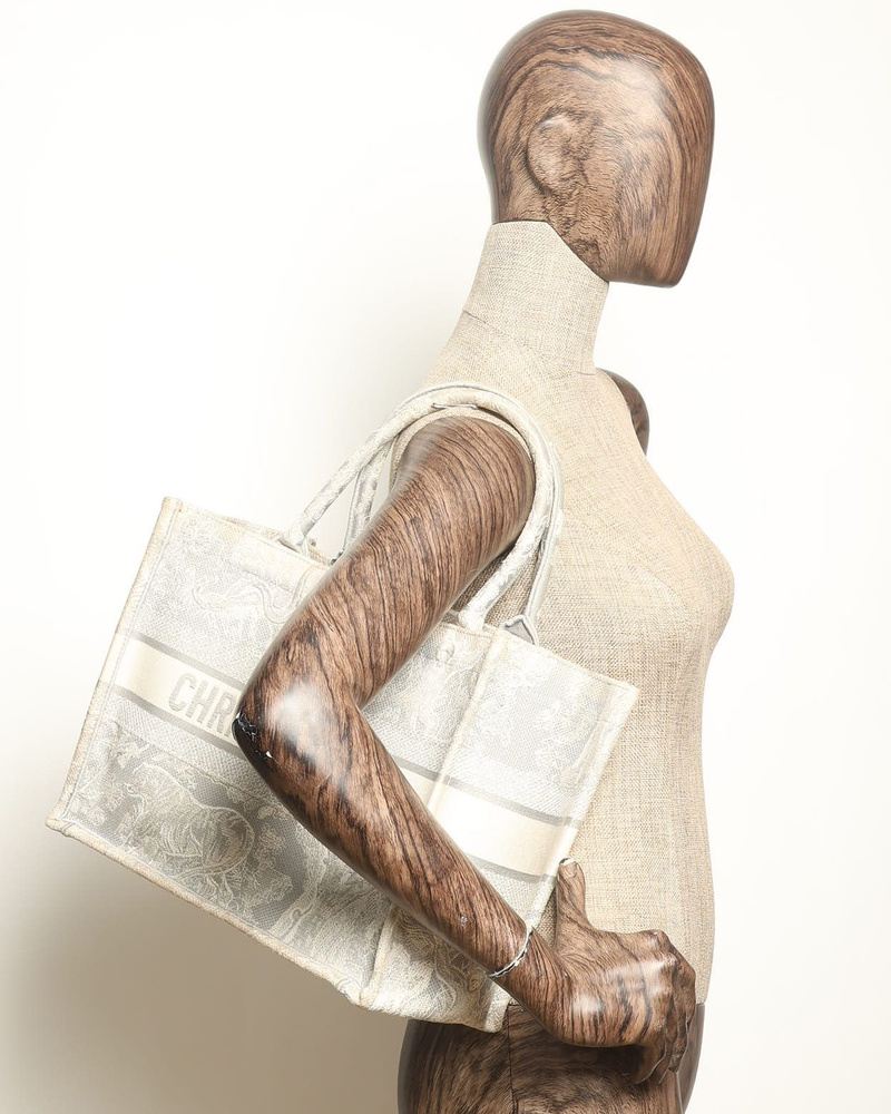 41770_d53b34af33_file-full