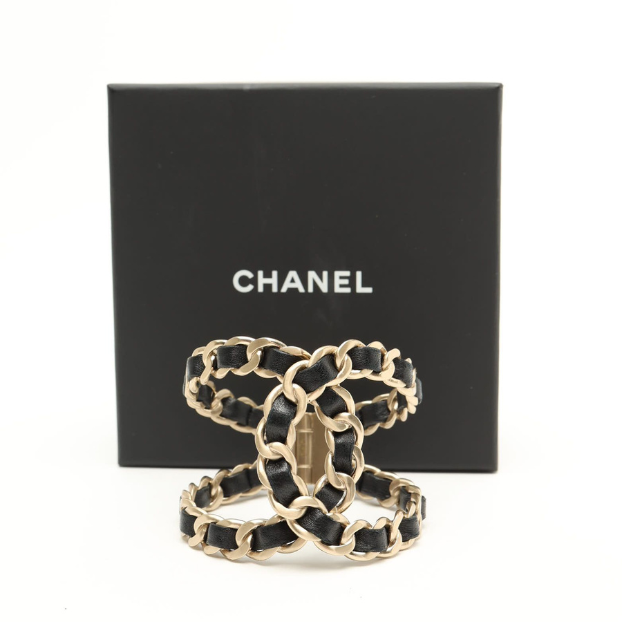 41957_8ff6dcc7ce_file-square