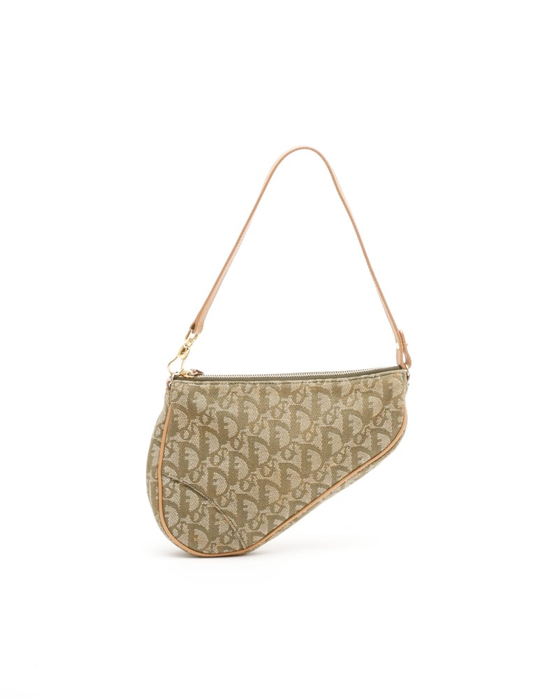 41971_14148af9a7_file-full