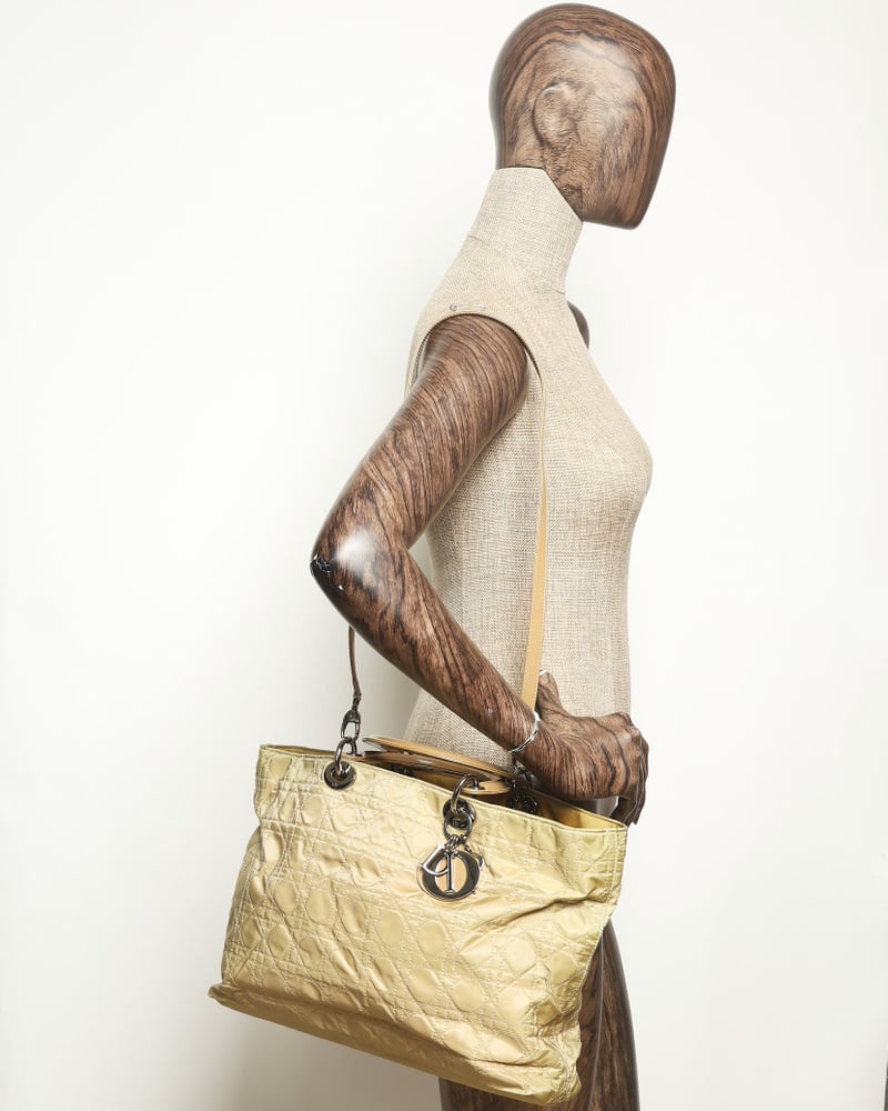 41994_ae57d5d763_file-full