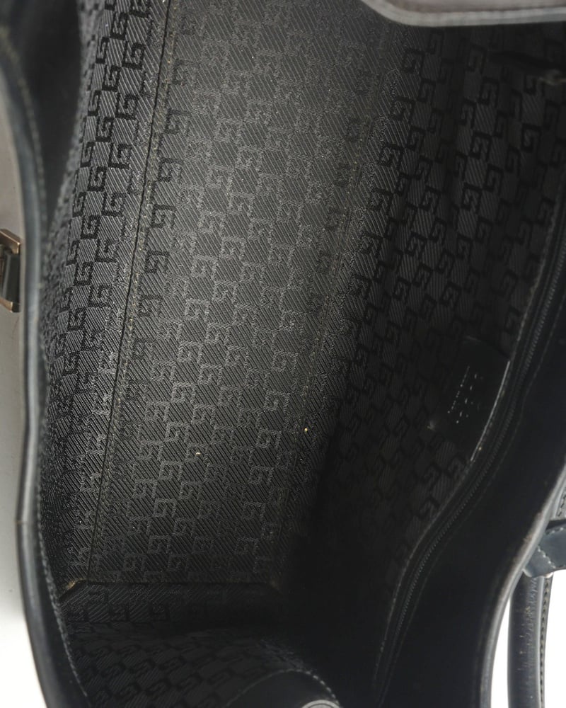 42099_8fbd25bd44_file-full