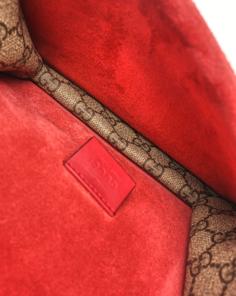 42104_ec2de9dd09_file-full