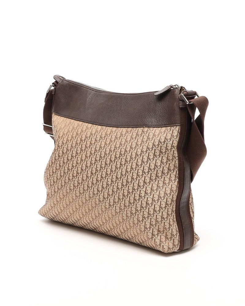 42152_a9bc9b9374_file-full