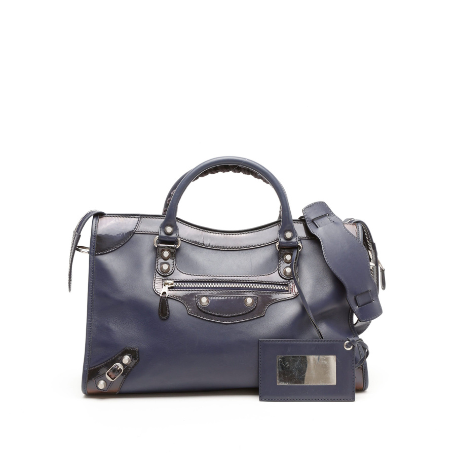 42630_7ec8e87ec4_file-square