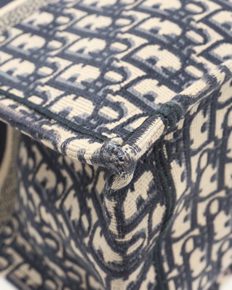 42703_a5658a6dd1_file-full