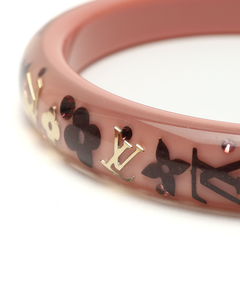 42915_9960744730_file-full