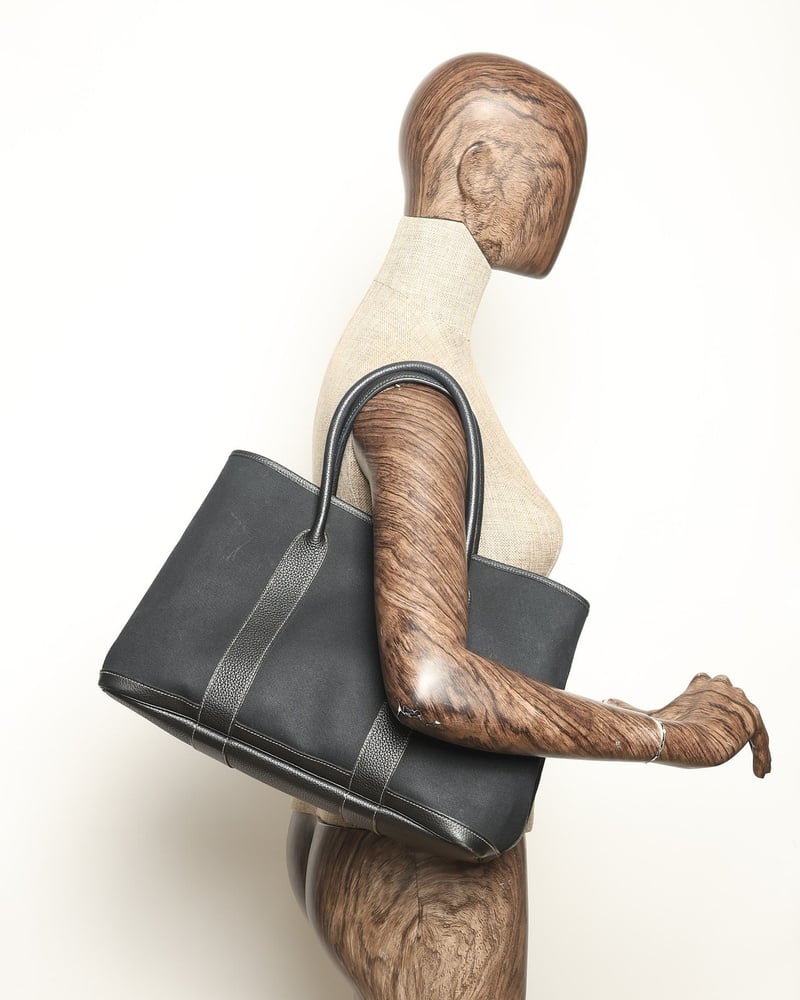 43015_25ed3177a8_file-full