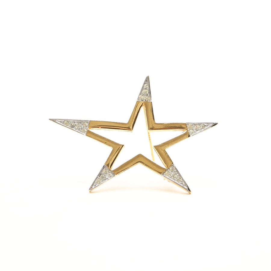 43570_c3559039cf_file-square