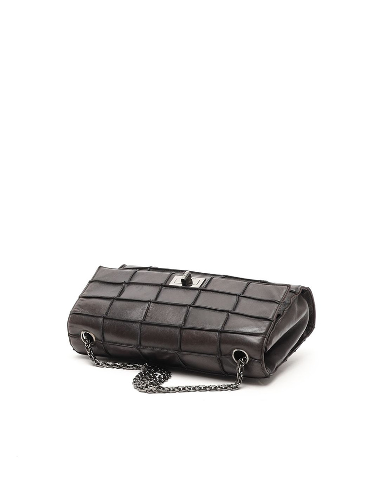 43821_9a24b3b40f_file-full