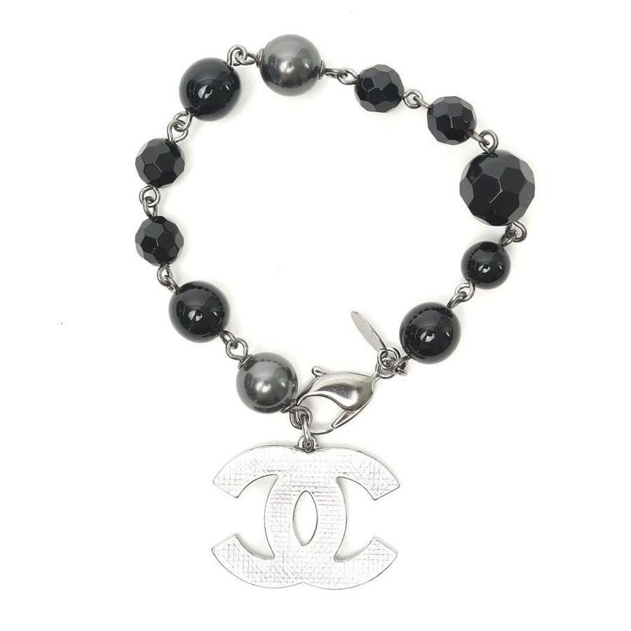 43920_387eabf1e1_file-square