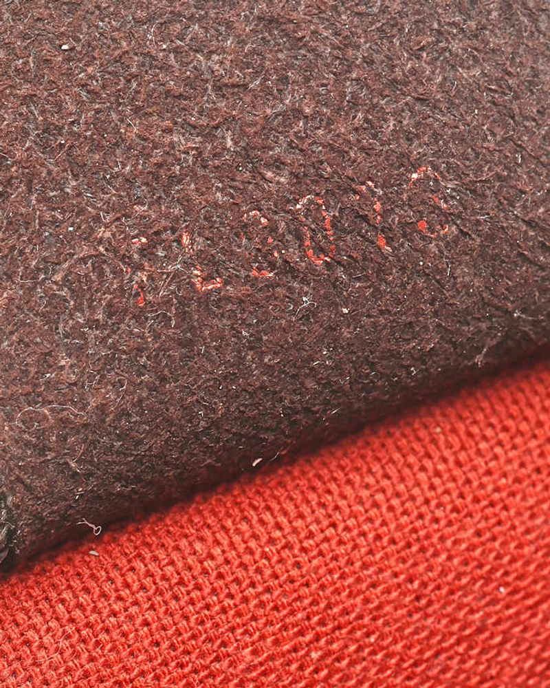 43991_859-19988_12-full