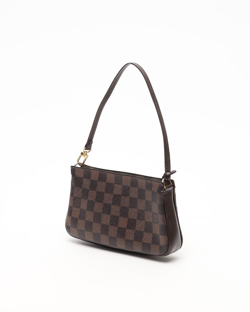 43991_859-19988_3-full