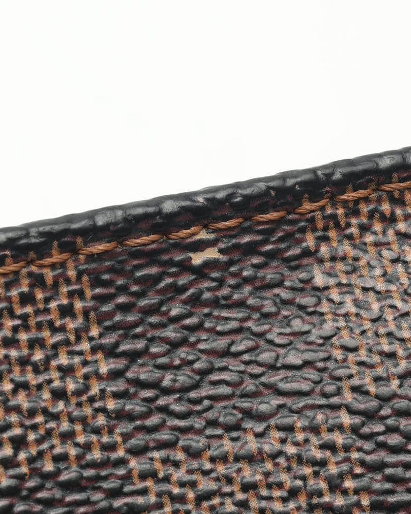 43991_859-19988_7-full