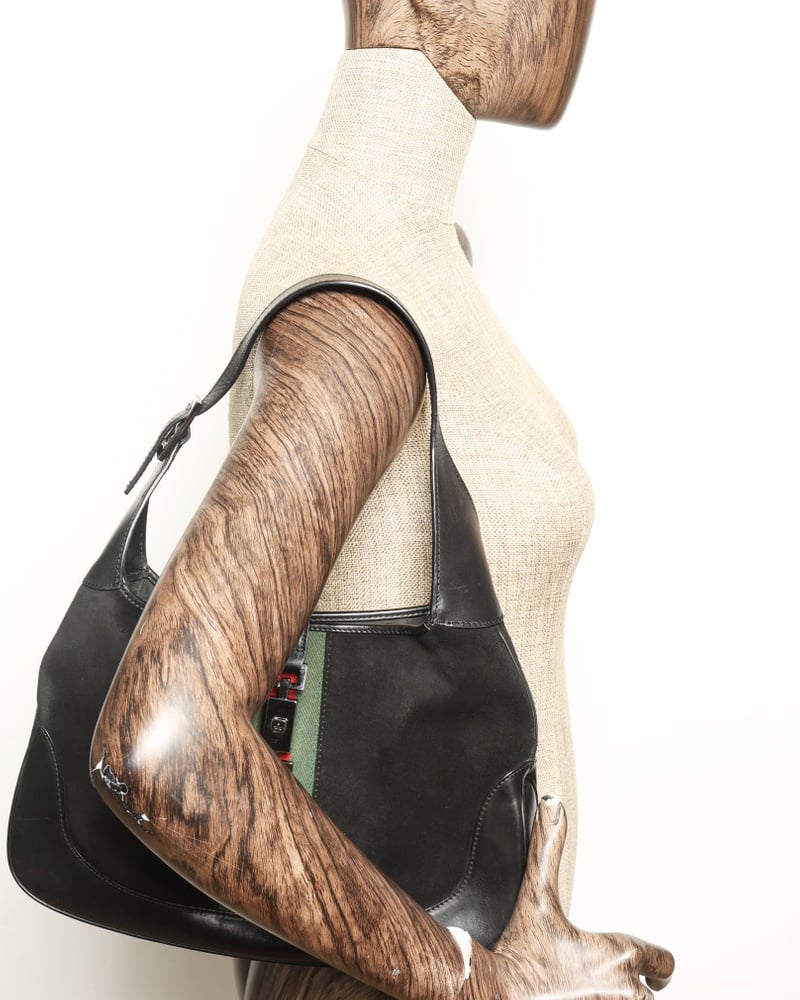 44084_727a986abc_file-full