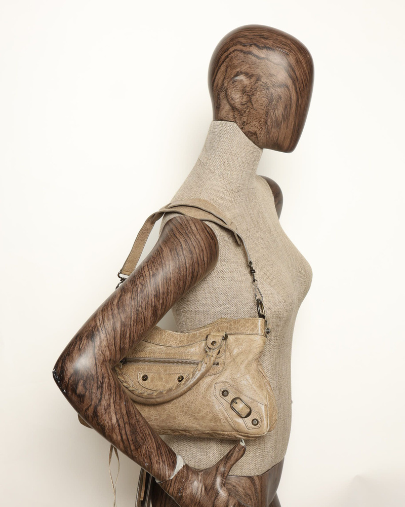 44326_6a1a9248a7_file-full