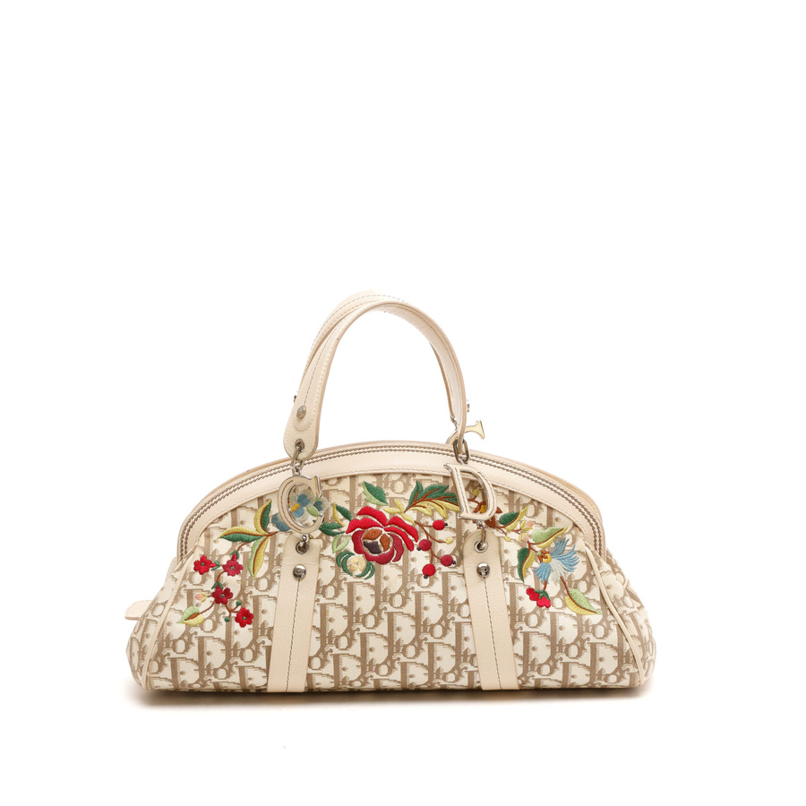 44394_a4e27ae2ac_file-square