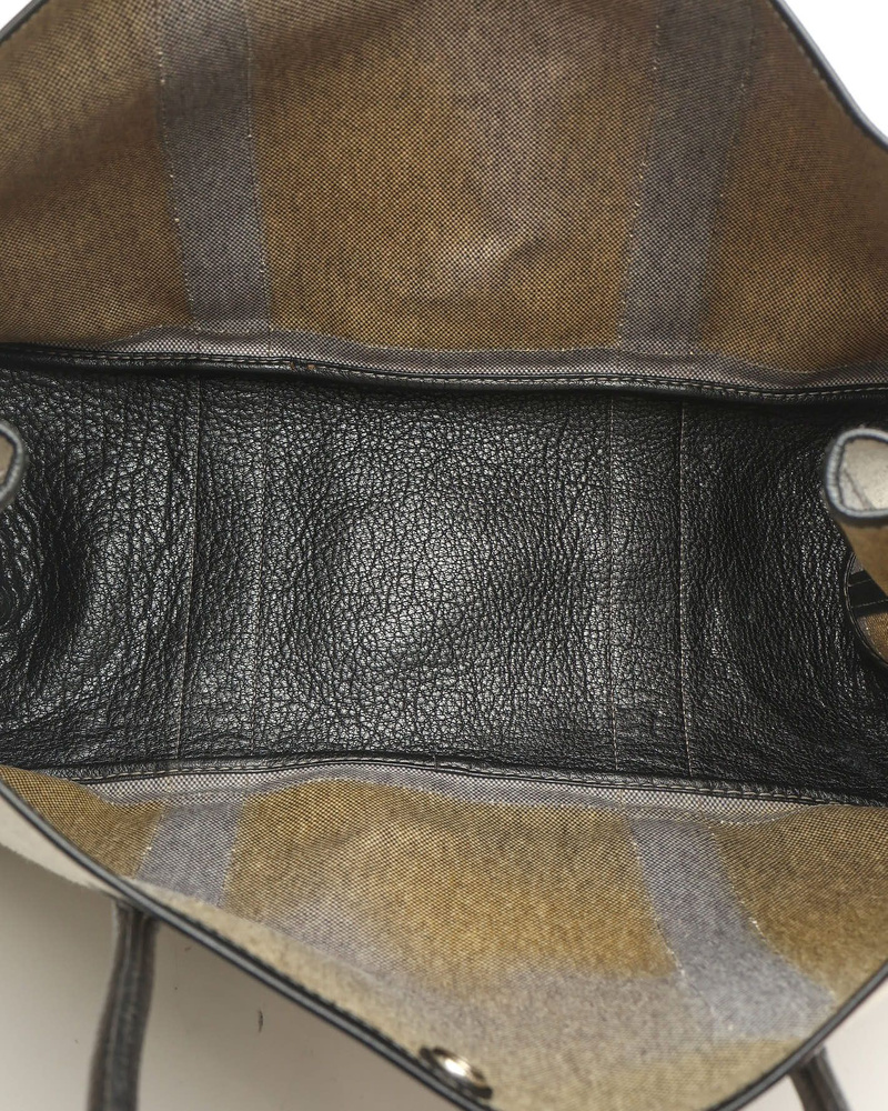 44405_c215f5d9a4_file-full