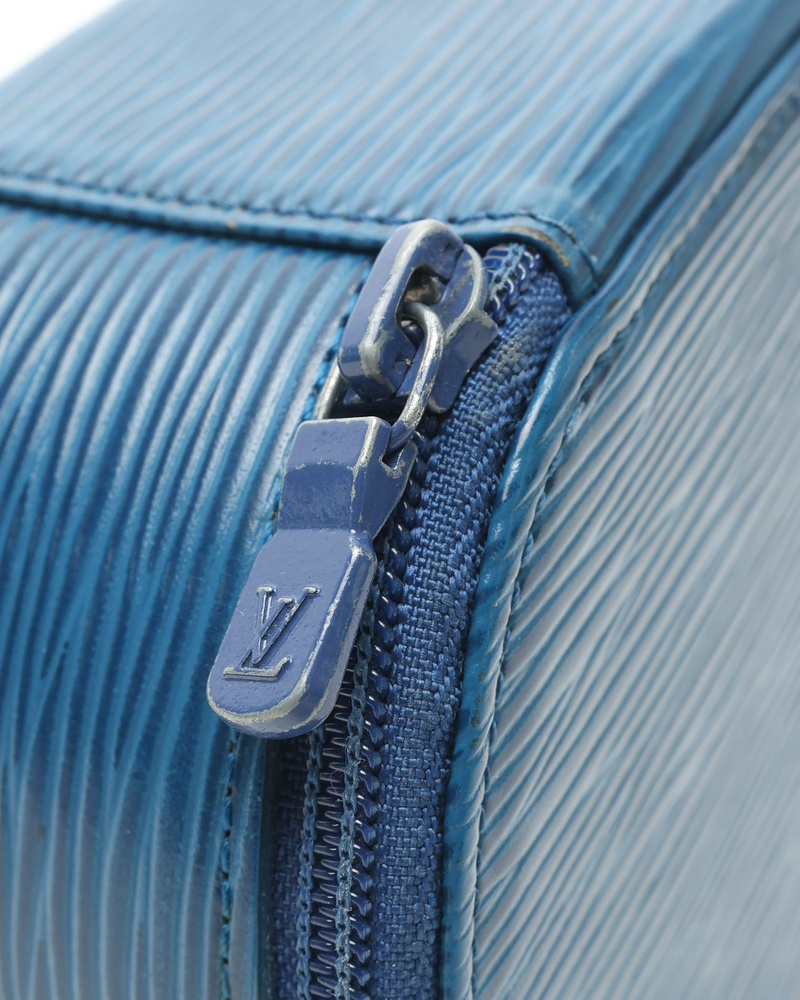 44995_4a4d24e38a_file-full