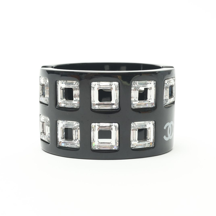 45872_5b77c977c7_file-square