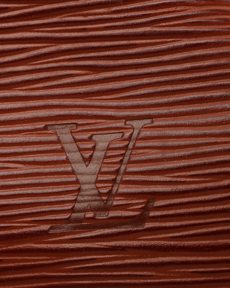 45897_864-32026_7-full