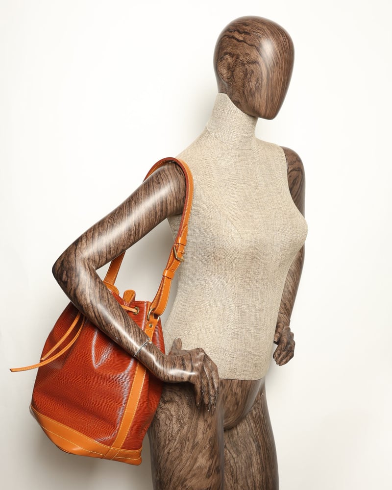 45897_864-32026_8-full